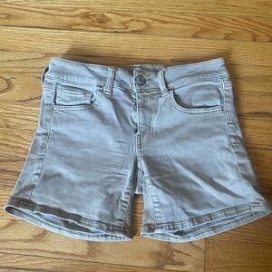 American Eagle midi khaki shorts